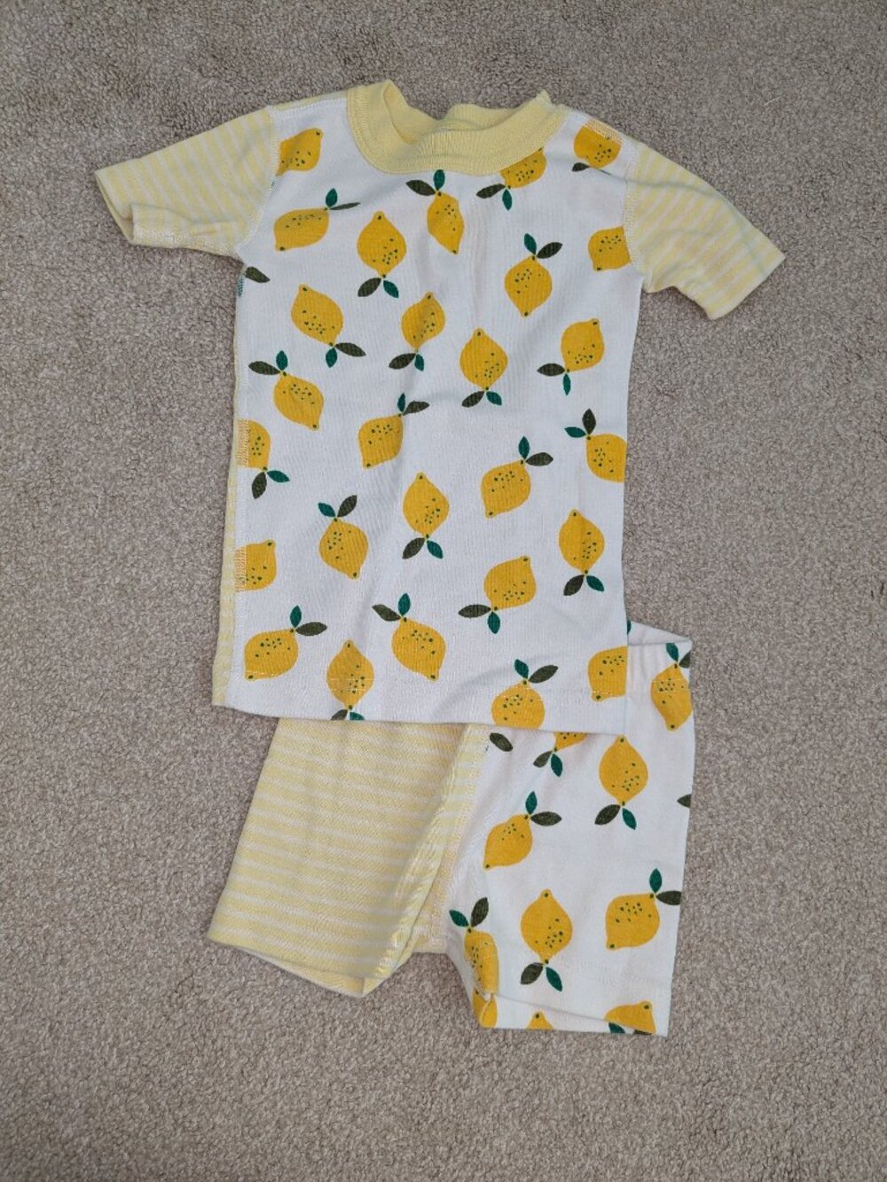 3t like new Hanna Andersson lemon short sleeve set